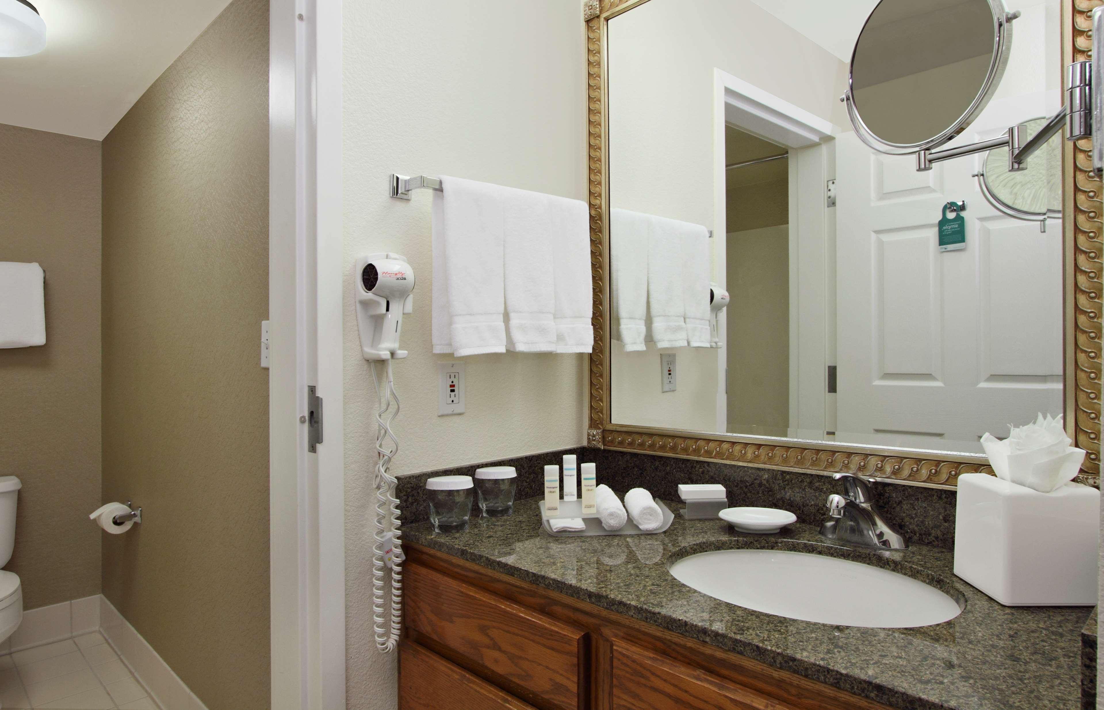 Homewood Suites By Hilton Newark Fremont Exterior photo